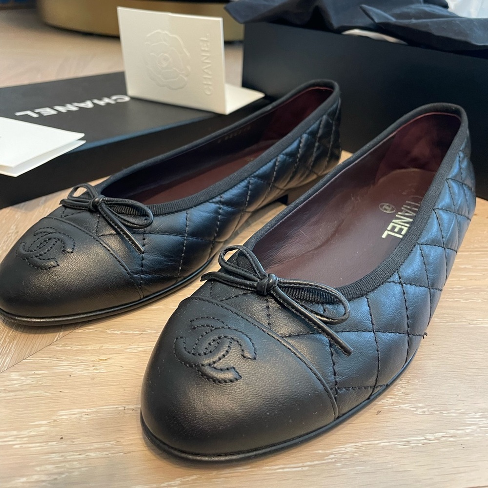 Chanel Black Quilted Ballet Flats in Aged Calfskin